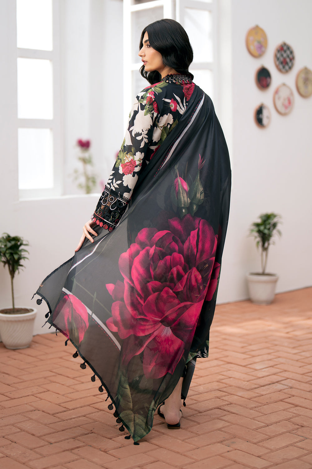 BAROQUE LATEST LAWN COLLECTION| UNSTITCHED MASTER REPLICA BY SHAEBIZ