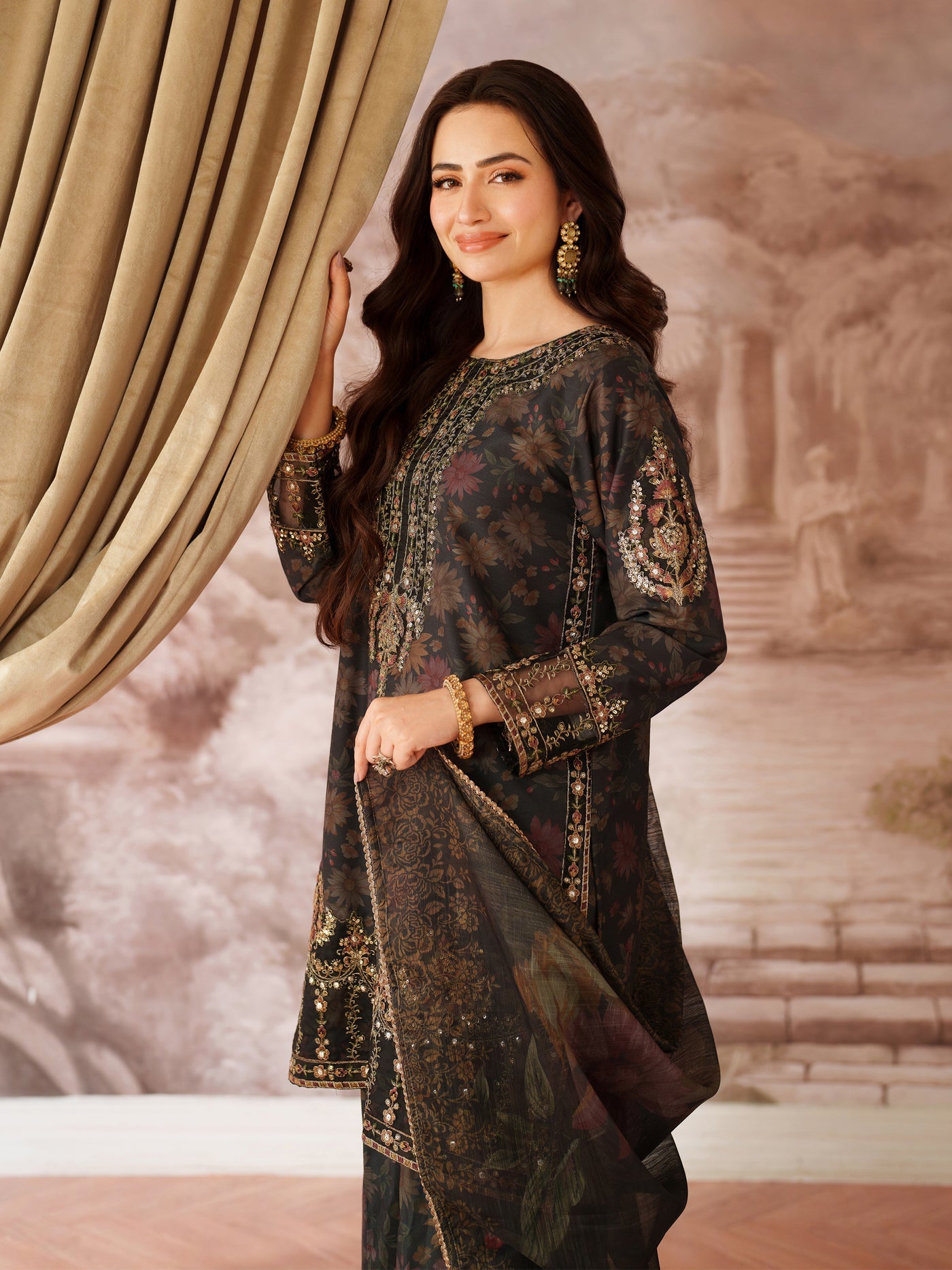 MOHAGNI 2026 LATEST LAWN DIGITAL PRINT UNSTITCH COLLECTION BY SHAEBIZ