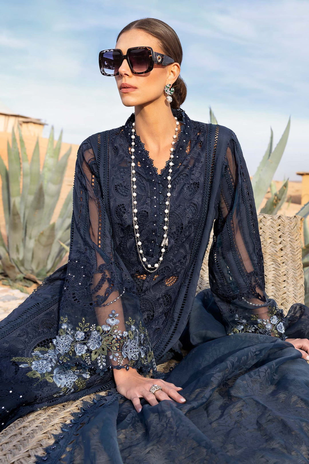 MARIA B LAWN CHICKEN KARI | Luxury Ustitch Collection | By Shaebiz