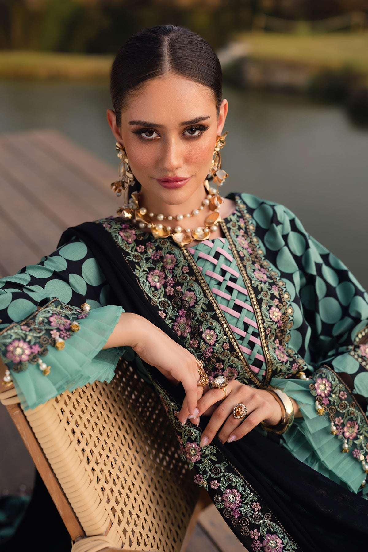 CHARIZMA MINT BREEZE LATEST LAWN COLLECTION| UNSTITCHED 3 PCS | TOP PAKISTANI DRESS BY SHAEBIZ