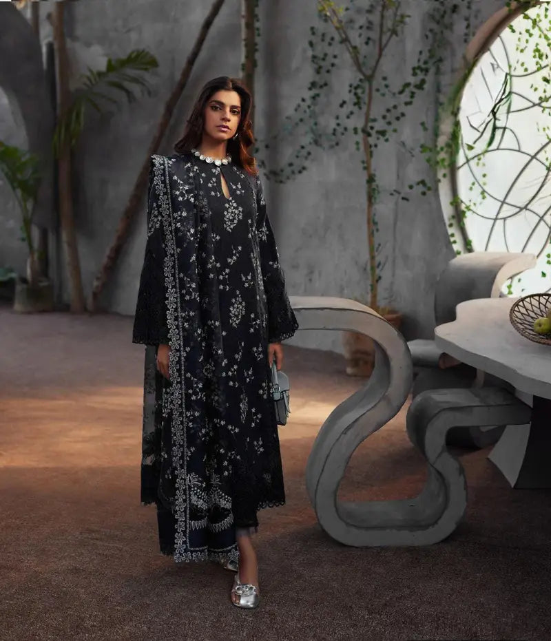 SUFFUSE LUXURY LAWN COLLECTION| TOP PAKISTANI DRESS BY SHAEBIZ