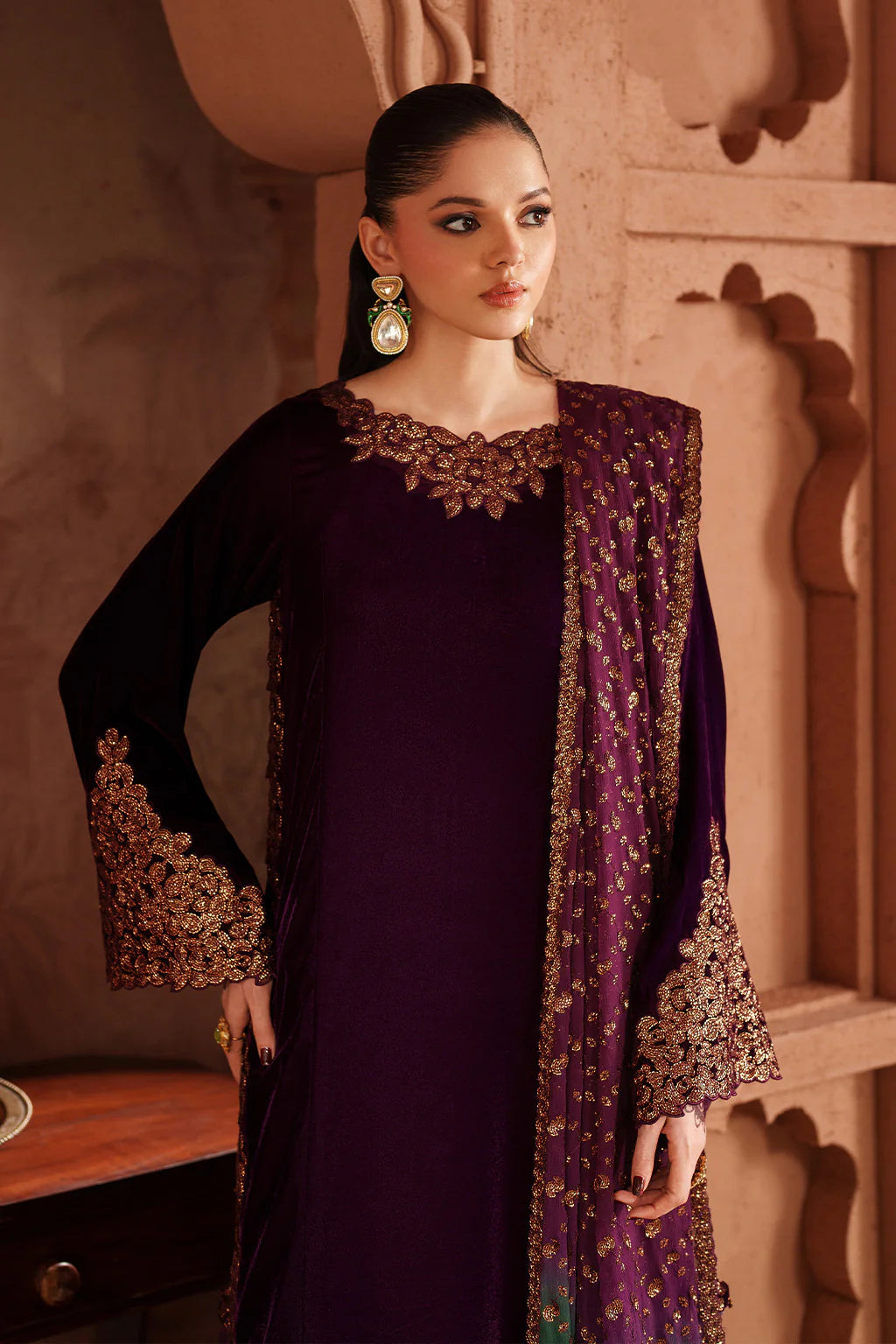 IZNIK EMBROIDERED LUXURY VELVET COLLECTION| UNSTITCHED 3 PCS | TOP PAKISTANI DRESS BY SHAEBIZ