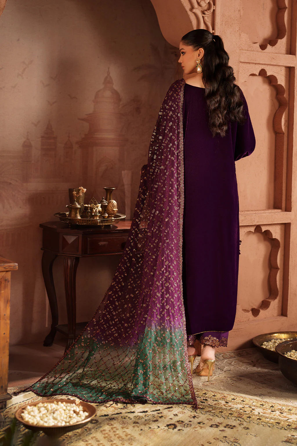 IZNIK EMBROIDERED LUXURY VELVET COLLECTION| UNSTITCHED 3 PCS | TOP PAKISTANI DRESS BY SHAEBIZ