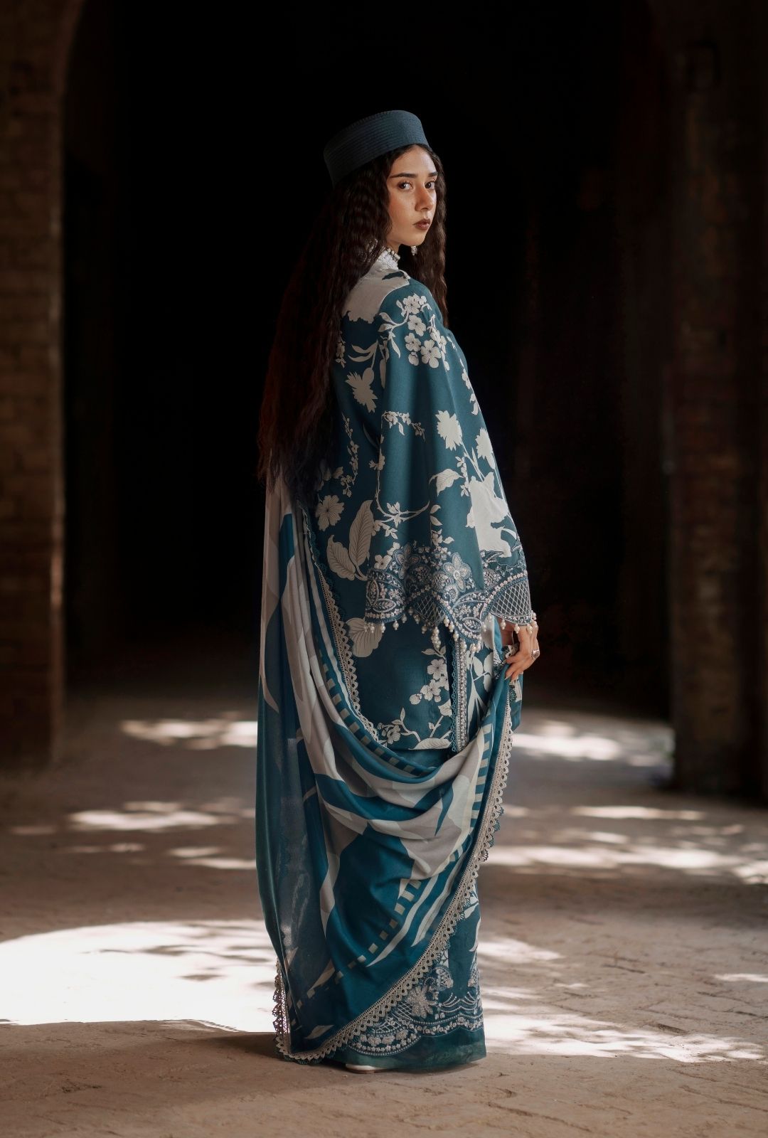 AJR SARD SHAAM LUXURY LAWN COLLECTION| UNSTITCHED 3 PCS BY SHAEBIZ