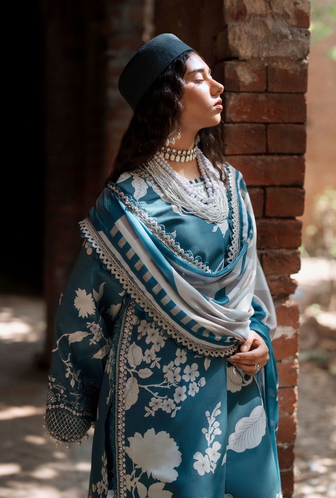AJR SARD SHAAM LUXURY LAWN COLLECTION| UNSTITCHED 3 PCS BY SHAEBIZ