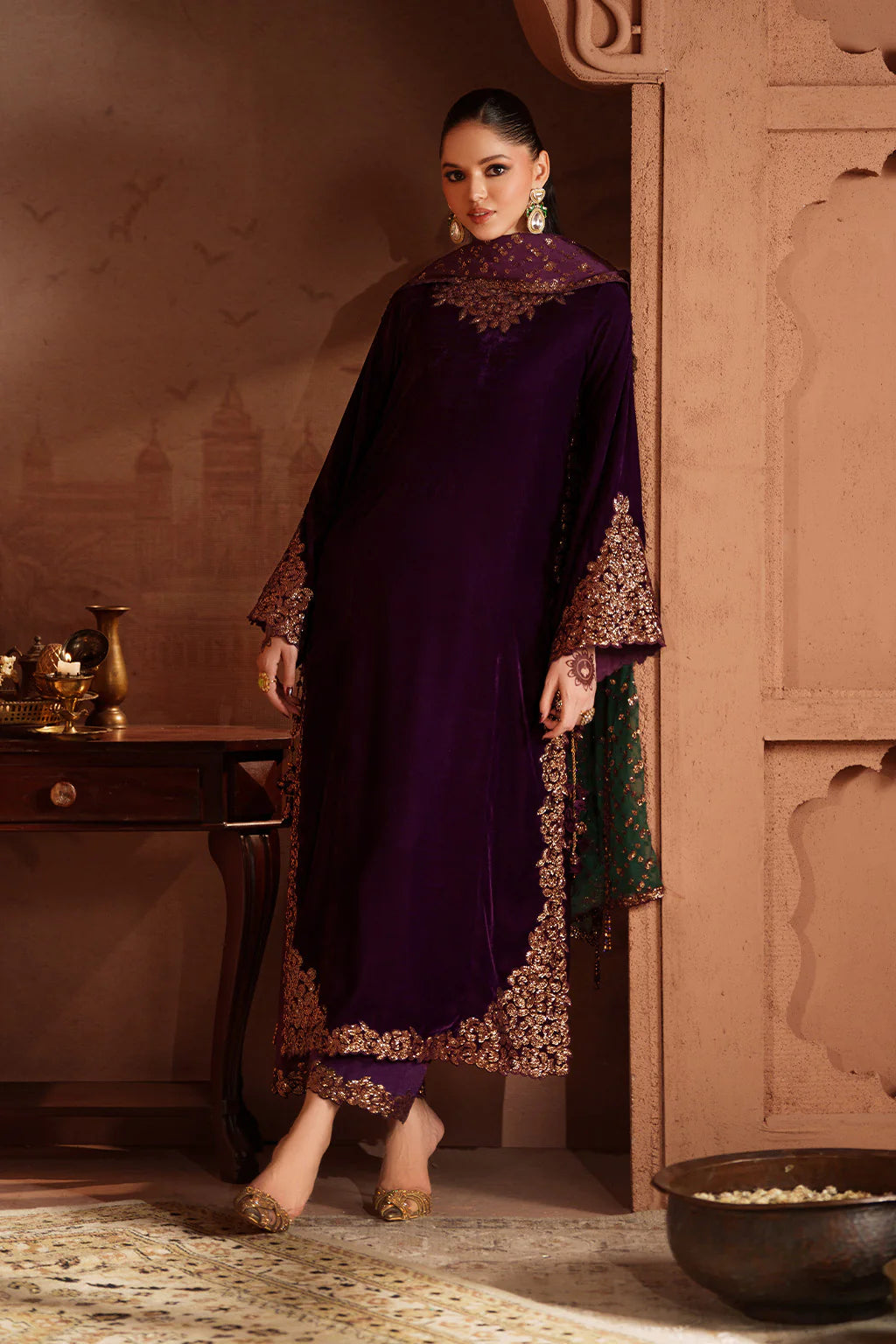 IZNIK EMBROIDERED LUXURY VELVET COLLECTION| UNSTITCHED 3 PCS | TOP PAKISTANI DRESS BY SHAEBIZ