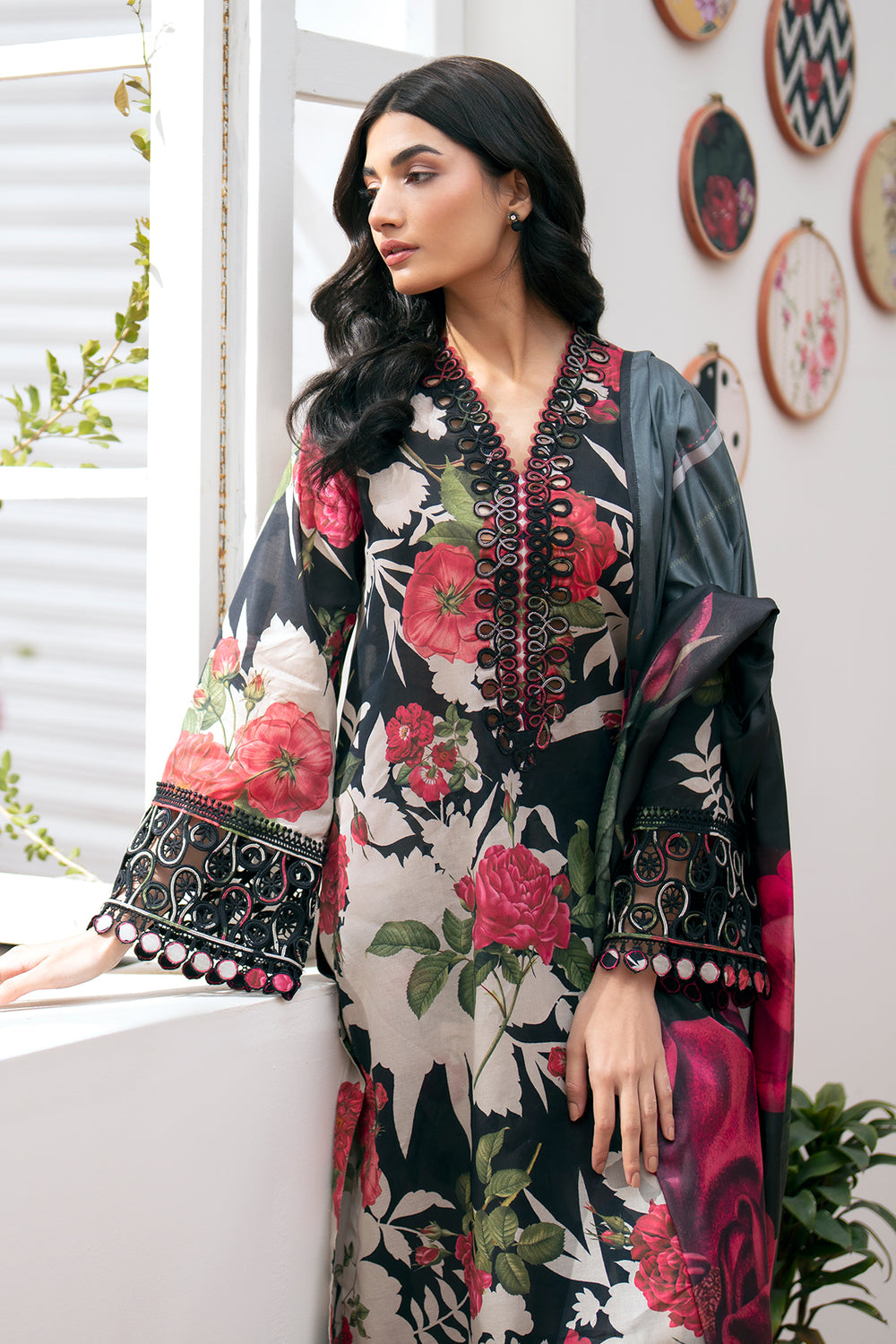 BAROQUE LATEST LAWN COLLECTION| UNSTITCHED MASTER REPLICA BY SHAEBIZ