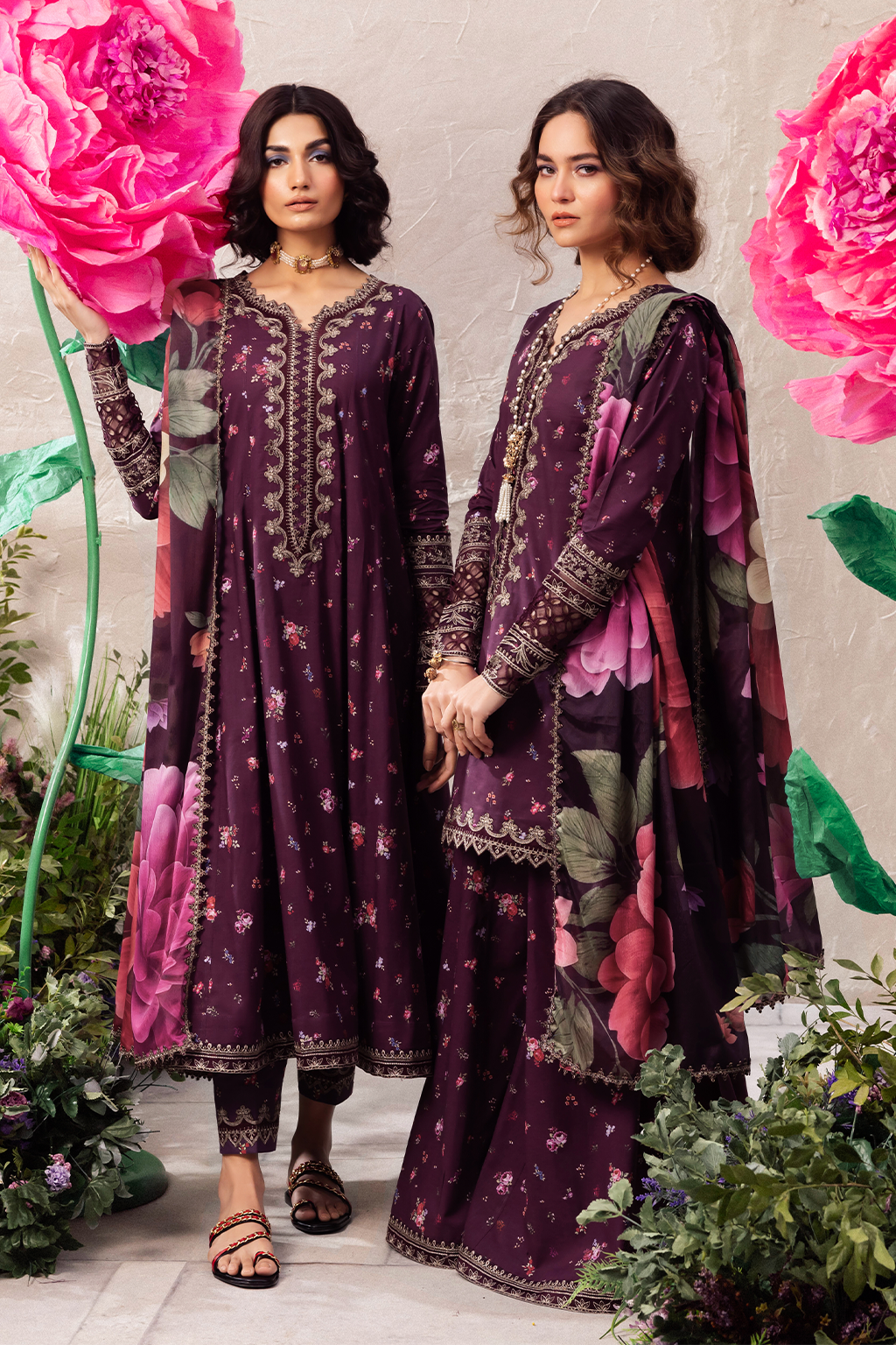 IZNIK MARGENTA PRINTED LAWN COLLECTION| TOP PAKISTANI DRESS BY SHAEBIZ|