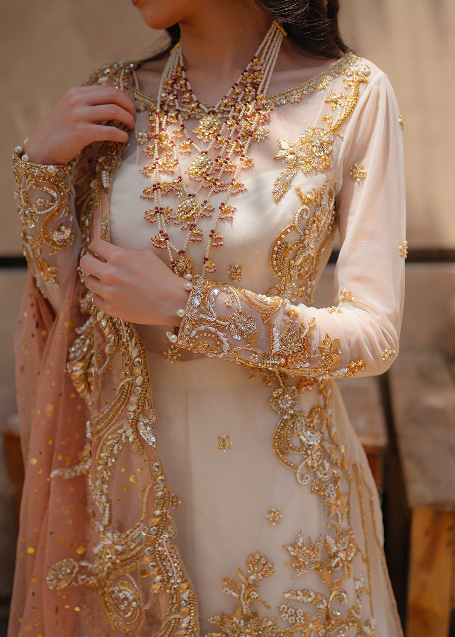 WHITE GHARARA NIKAL BRIDAL DRESS(WH-ADDA23)