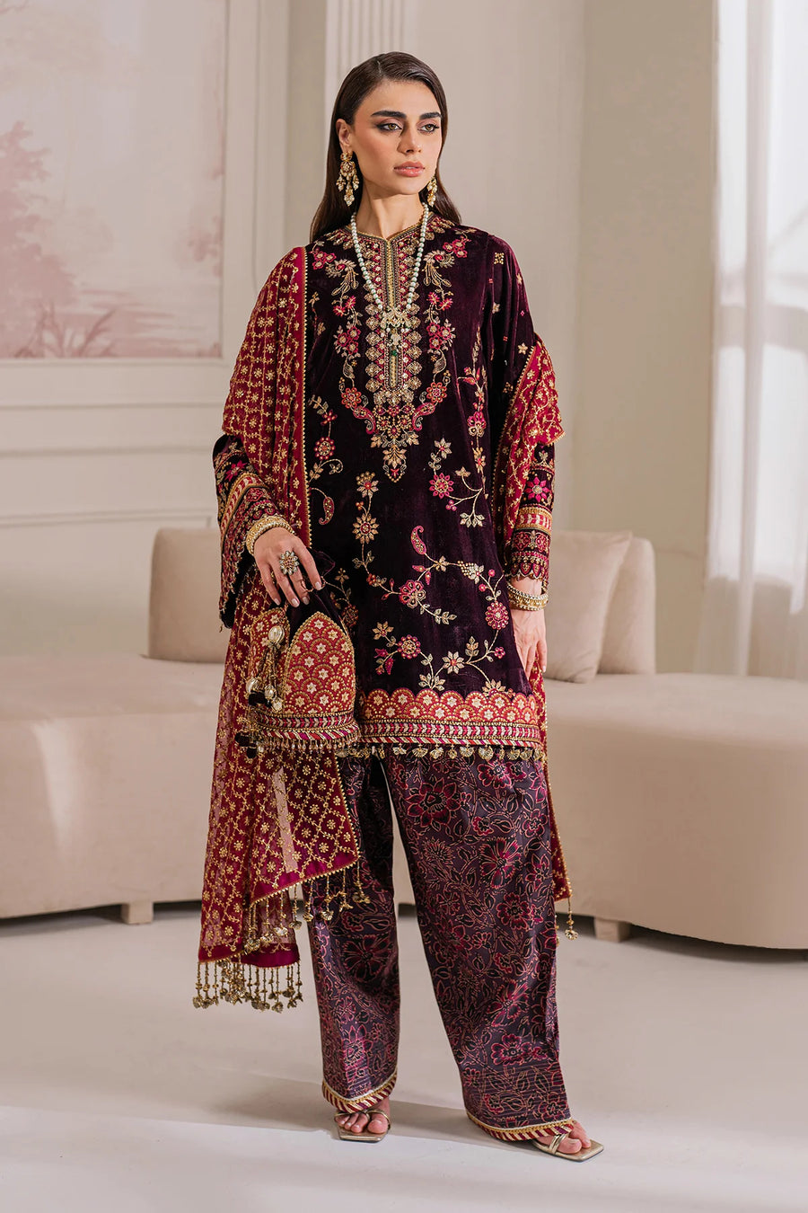 BAROQUE MICRO 9000 VELVET DRESS| UNSTITCHED 3 PIECE| TOP PAKISTANI DRESS BY SHAEBIZ