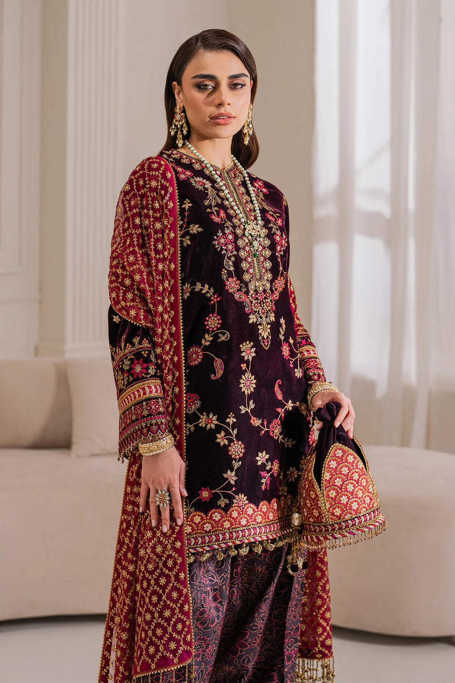 BAROQUE MICRO 9000 VELVET DRESS| UNSTITCHED 3 PIECE| TOP PAKISTANI DRESS BY SHAEBIZ