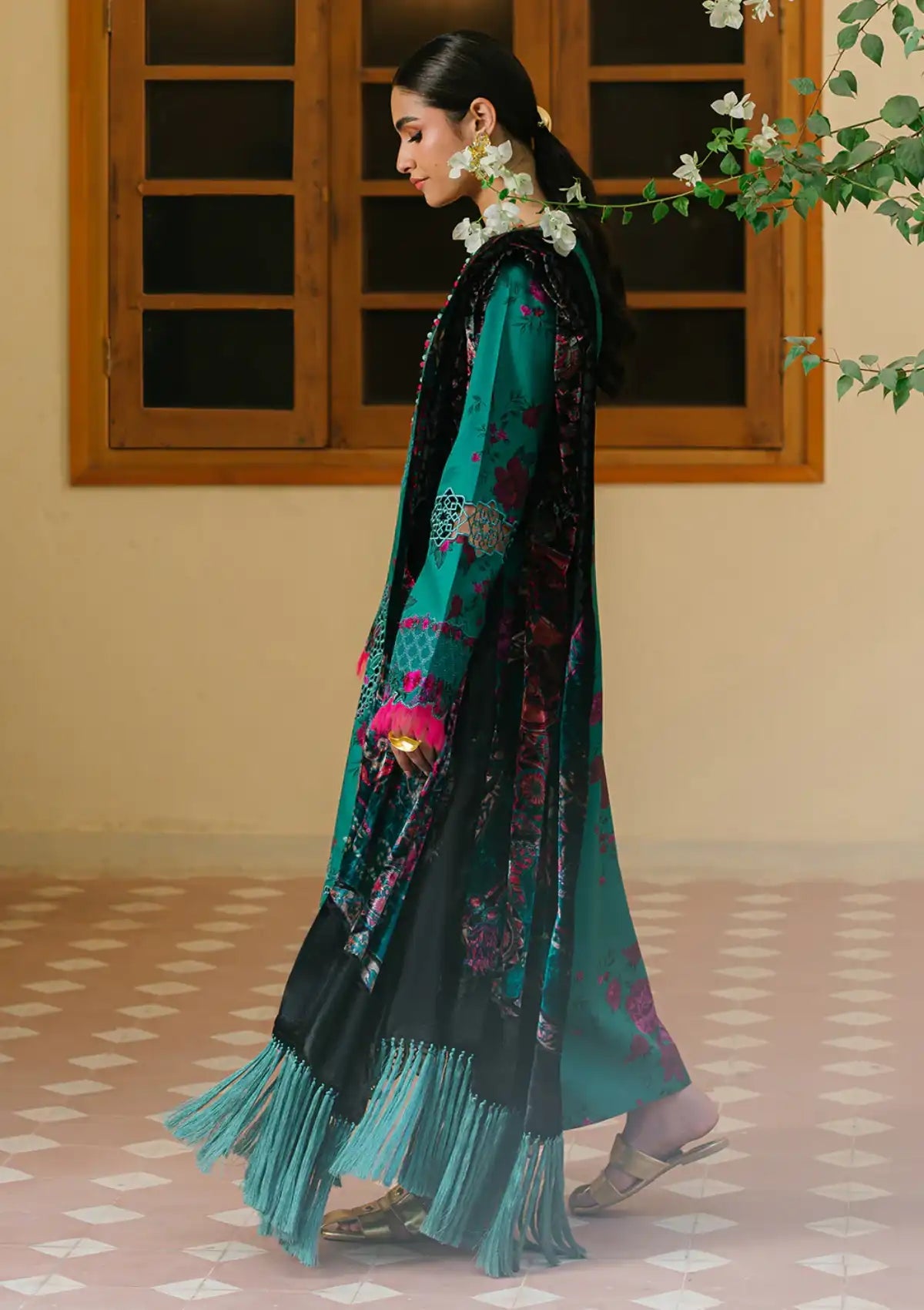 BIN ILYAS OLIVIA EMBROIDERED LAWN COLLECTION| UNSTITCHED MASTER REPLICA BY SHAEBIZ