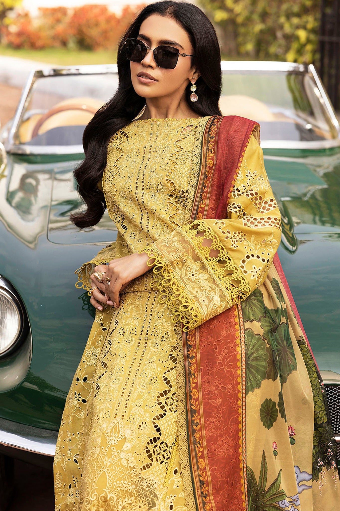 MOTIFZ UNSTITCHED 3 PIECE | EMBROIDERED LAWN COLLECTION BY SHAEBIZ