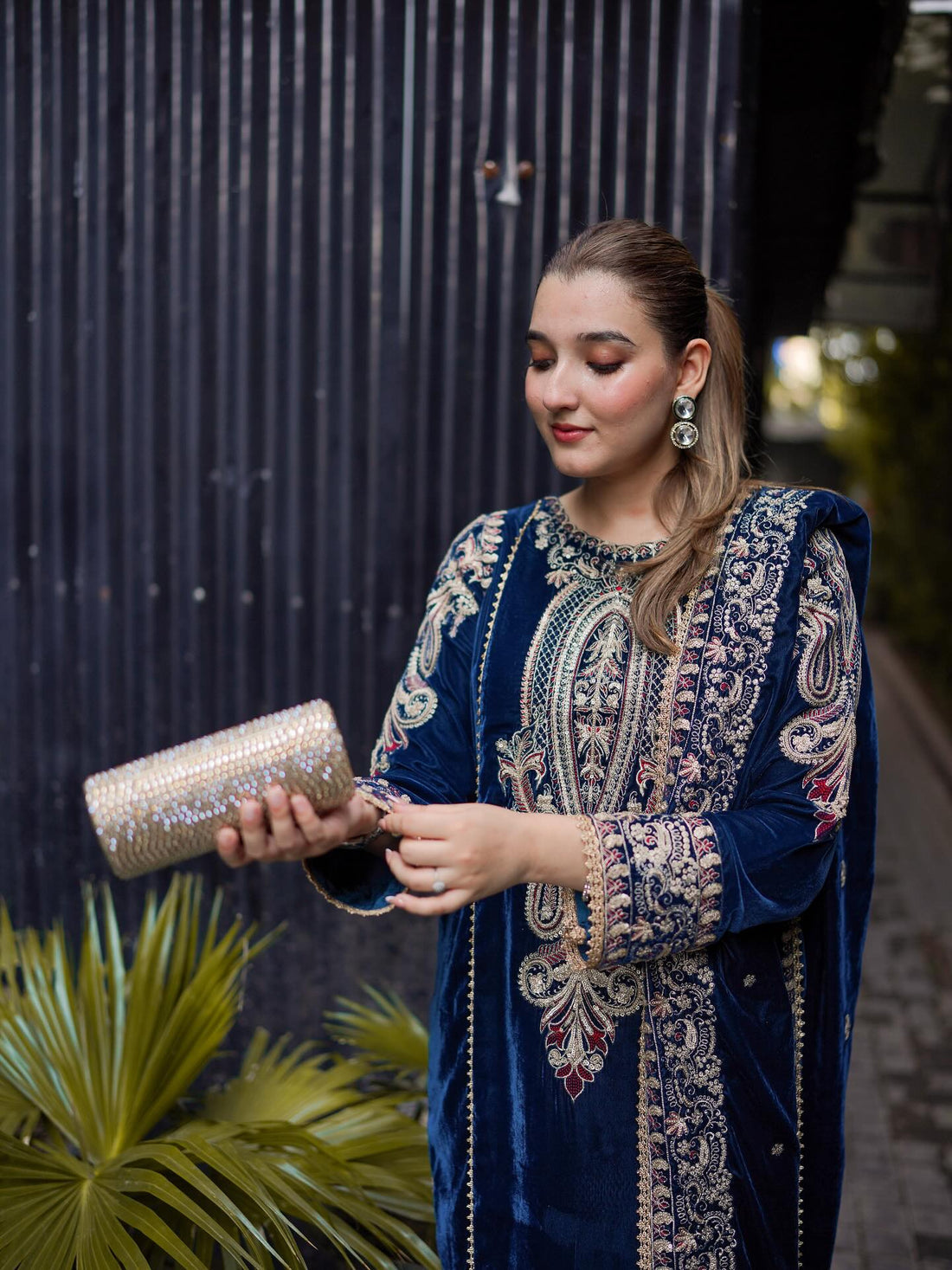 ANEELA'S LUXURY WEDDING VELVET | UNSTITCHED WITH VELVET  SHAWL | TOP PAKISTANI DRESS BY SHAEBIZ