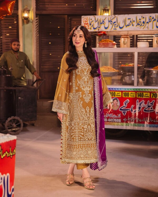 CHAMKEELI BY ASIM JOFA EMBROIDERED CHIFFON COLLECTION| MEHNDI DRESS| WEARING BY HANIA AMIR| TOP PAKISTANI DRESS BY SHAEBIZ