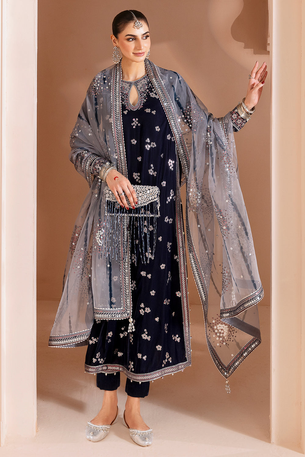 JAZMIN EMBROIDERED LUXURY VELVET COLLECTION|UNSTITCHED 3 PCS| TOP PAKISTANI DRESS BY SHAEBIZ