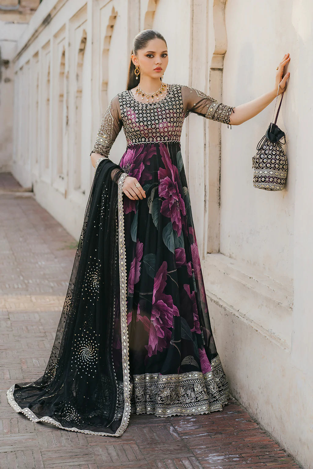 IZNIK GHILABI BLACK LUXURY CHIFFON COLLECTION| LATEST PARTY WEAR| TOP PAKISTANI DRESS BY SHAEBIZ