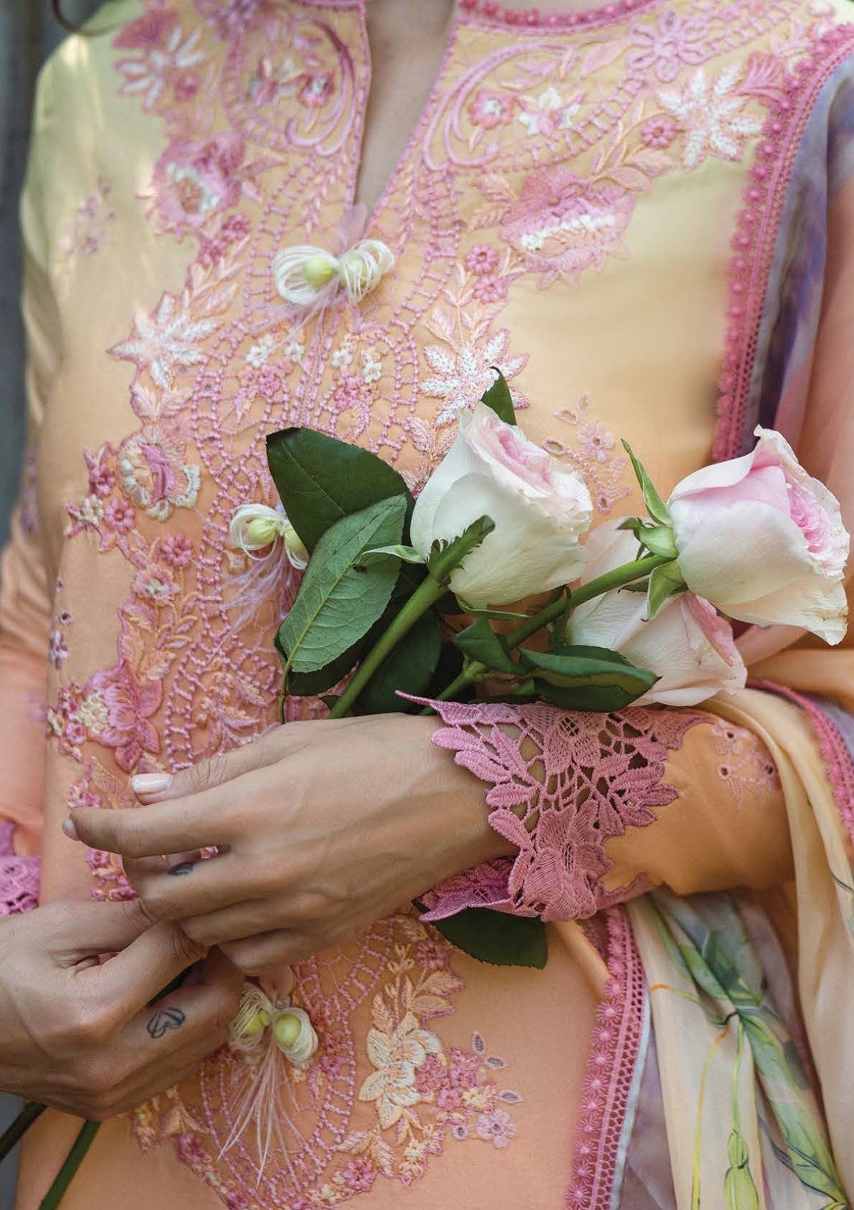 MUSHQ LUXURY LAWN COLLECTION| LATEST CHICKEN KARI COLLECTION BY SHAEBIZ