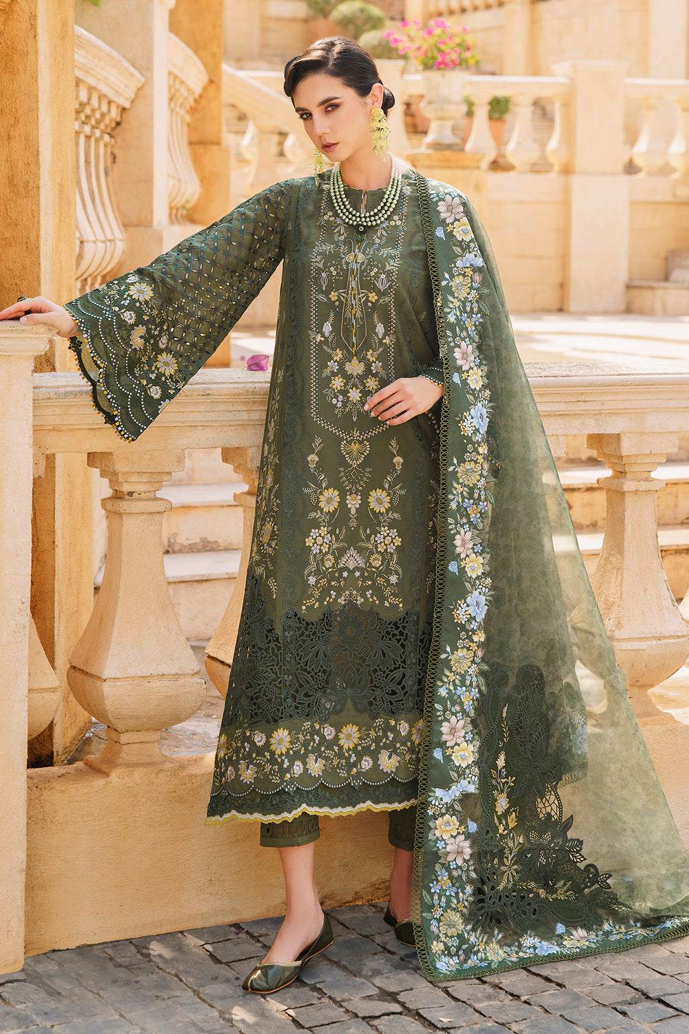 BAROQUE EMBROIDERED LAWN COLLECTION| UNSTITCHED PARTY WEAR| TOP PAKISTANI DRESS BY SHAEBIZ