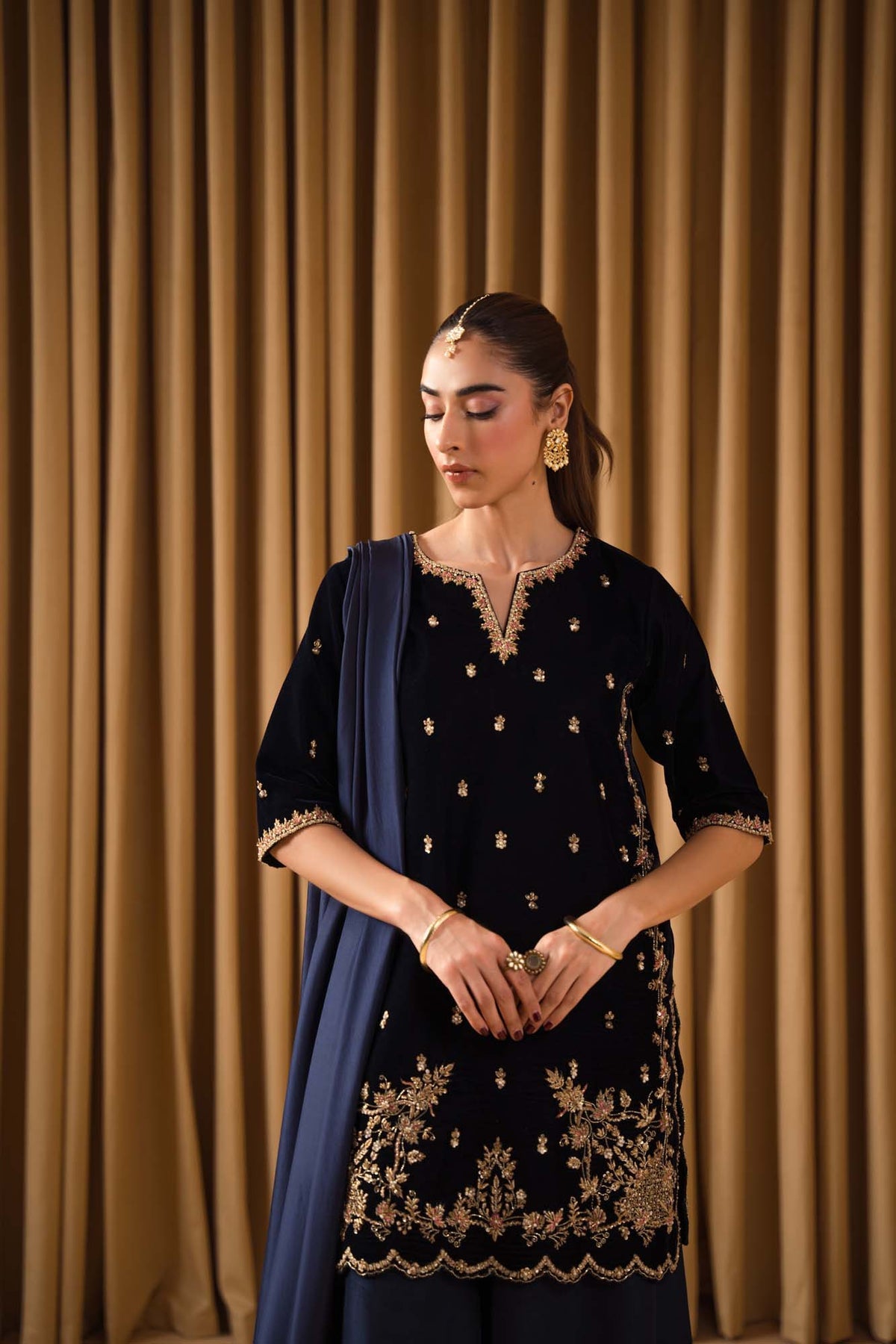 AZURE- KAIDA  BLUE BLOSSOM LUXURY VELVET COLLECTION|LATEST WINTER COLLECTION BY SHAEBIZ