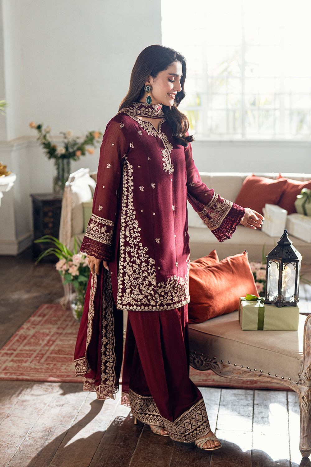 AZURE MAROON MAJESTY LUXURY CHIFFON COLLECTION| UNSTITCHED 3 PCS| TOP PAKISTANI DRESS BY SHAEBIZ