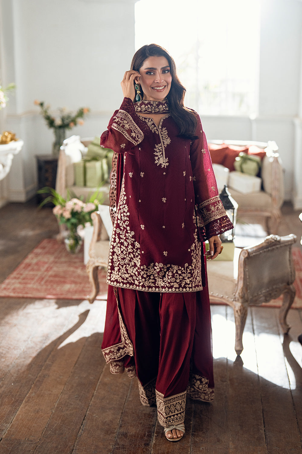 AZURE MAROON MAJESTY LUXURY CHIFFON COLLECTION| UNSTITCHED 3 PCS| TOP PAKISTANI DRESS BY SHAEBIZ