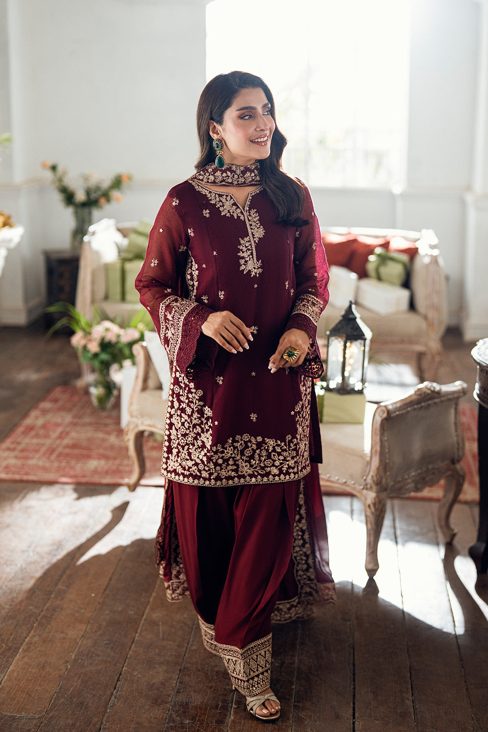 AZURE MAROON MAJESTY LUXURY CHIFFON COLLECTION| UNSTITCHED 3 PCS| TOP PAKISTANI DRESS BY SHAEBIZ