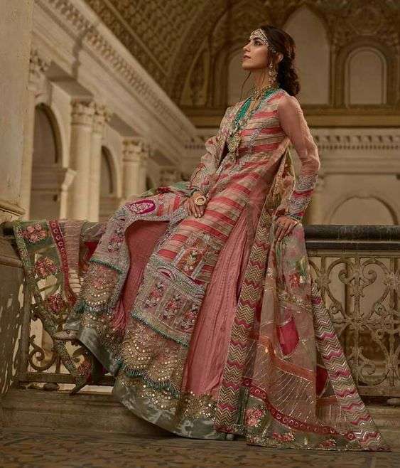 CRIMSON LUXURY FORMAL WEAR (CL-S19)