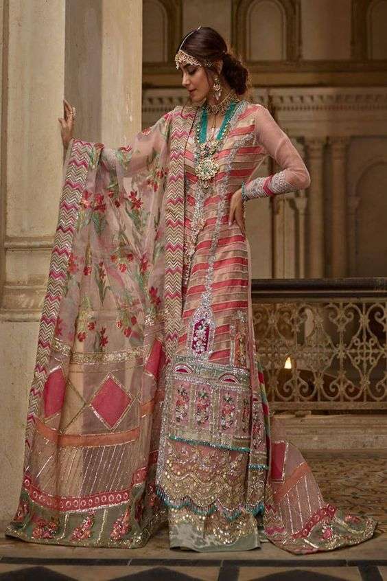 CRIMSON LUXURY FORMAL WEAR (CL-S19)