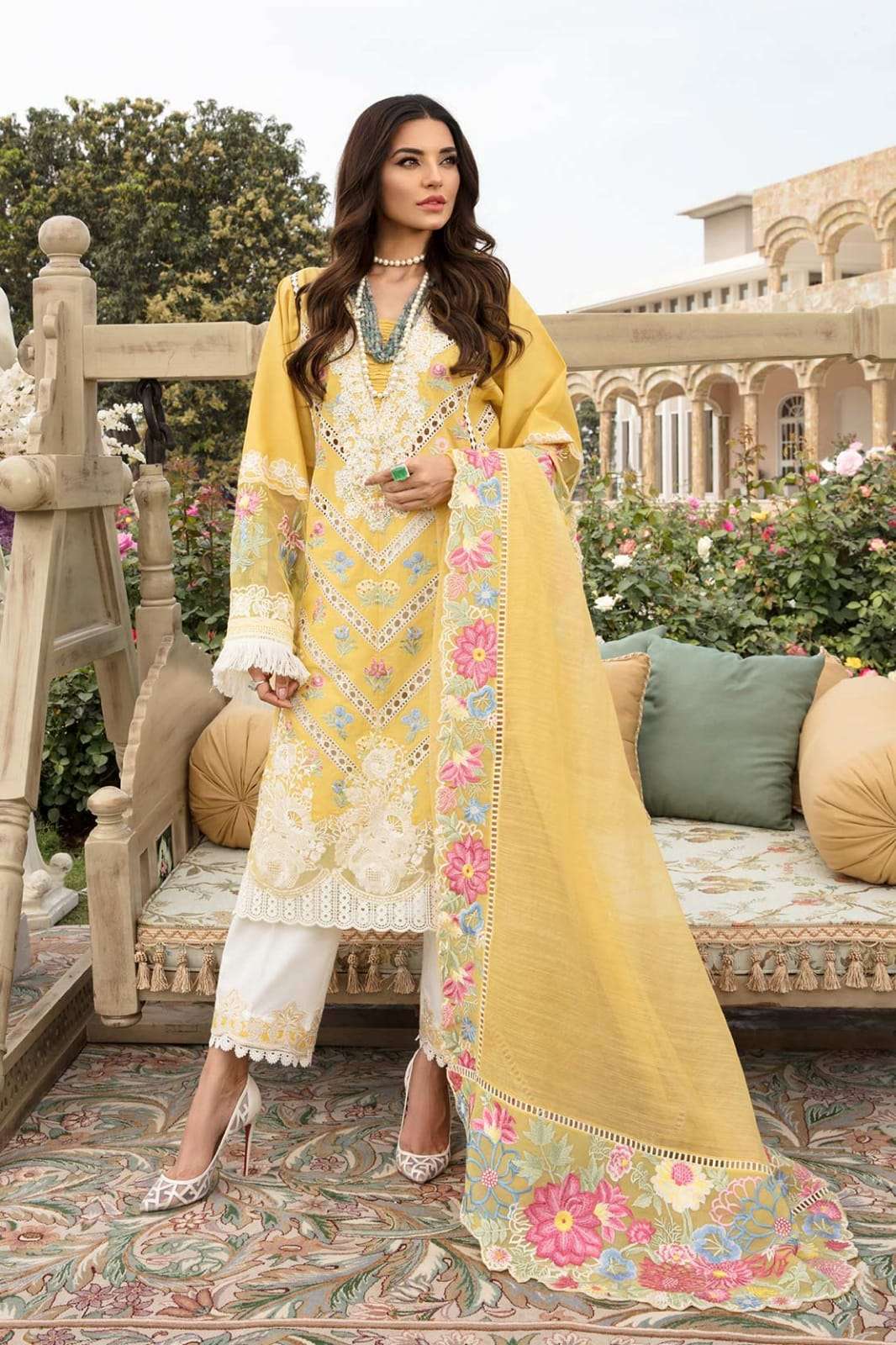 CRIMSON LAWN CHIKANKARI FORMAL WEAR (CM-SL21)