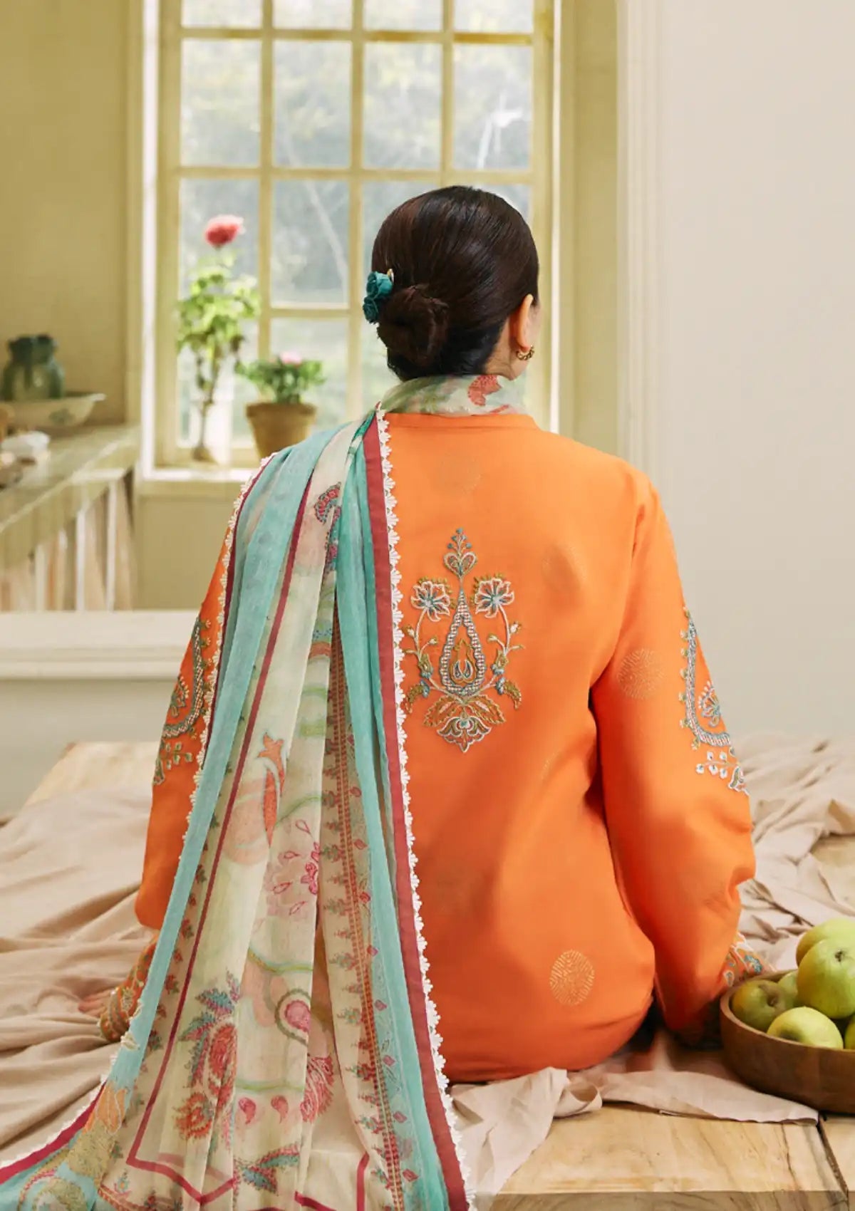 COCO BY ZARA SHAHJAHAN| MORNI| HANIA AMIR | TOP PAKISTANI DRESS BY SHAEBIZ|