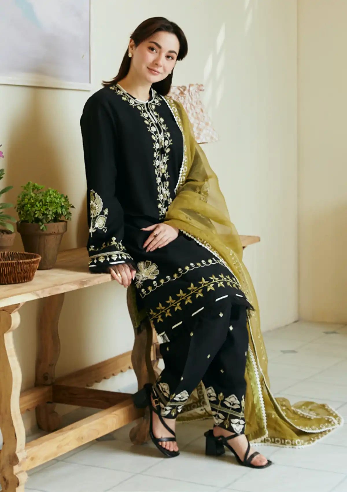 COCO BY ZARA SHAHJAHAN LAWN 2024|HANIA AMIR| TOP PAKISTANI DRESS BY SHAEBIZ|