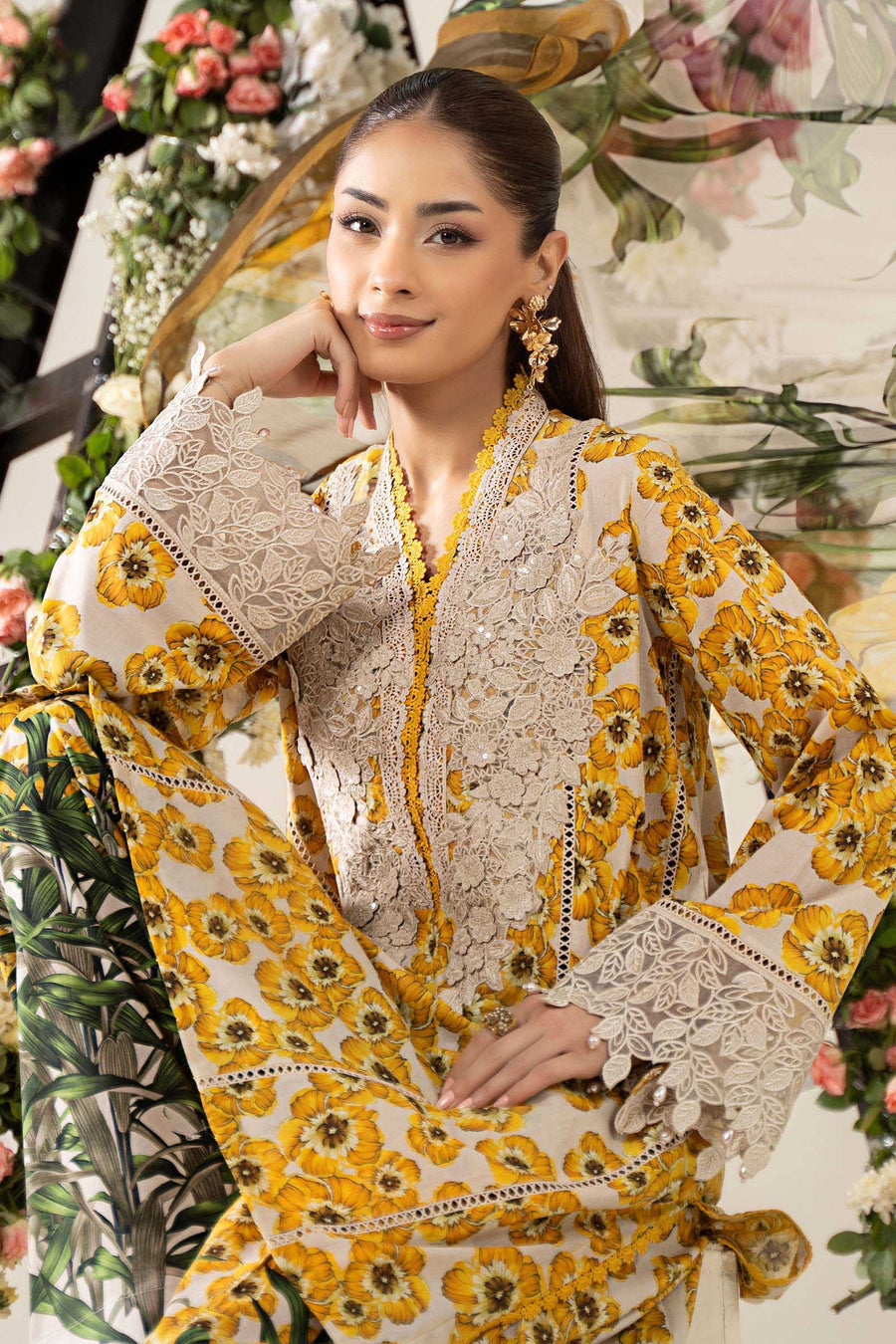 MARIA B YELLOW SUNFLOWER| UNSTITCHED 3 PCS LAWN COLLECTION BY SHAEBIZ
