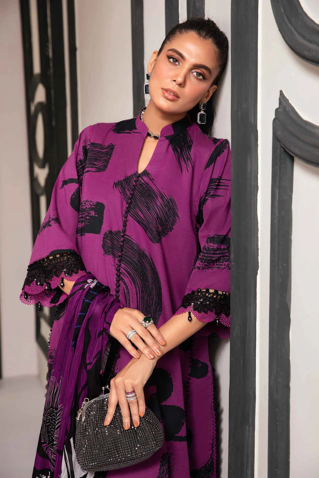 MARIA B PURPLE MPRINT LAWN COLLECTION| TOP PAKISTANI DRESS BY SHAEBIZ