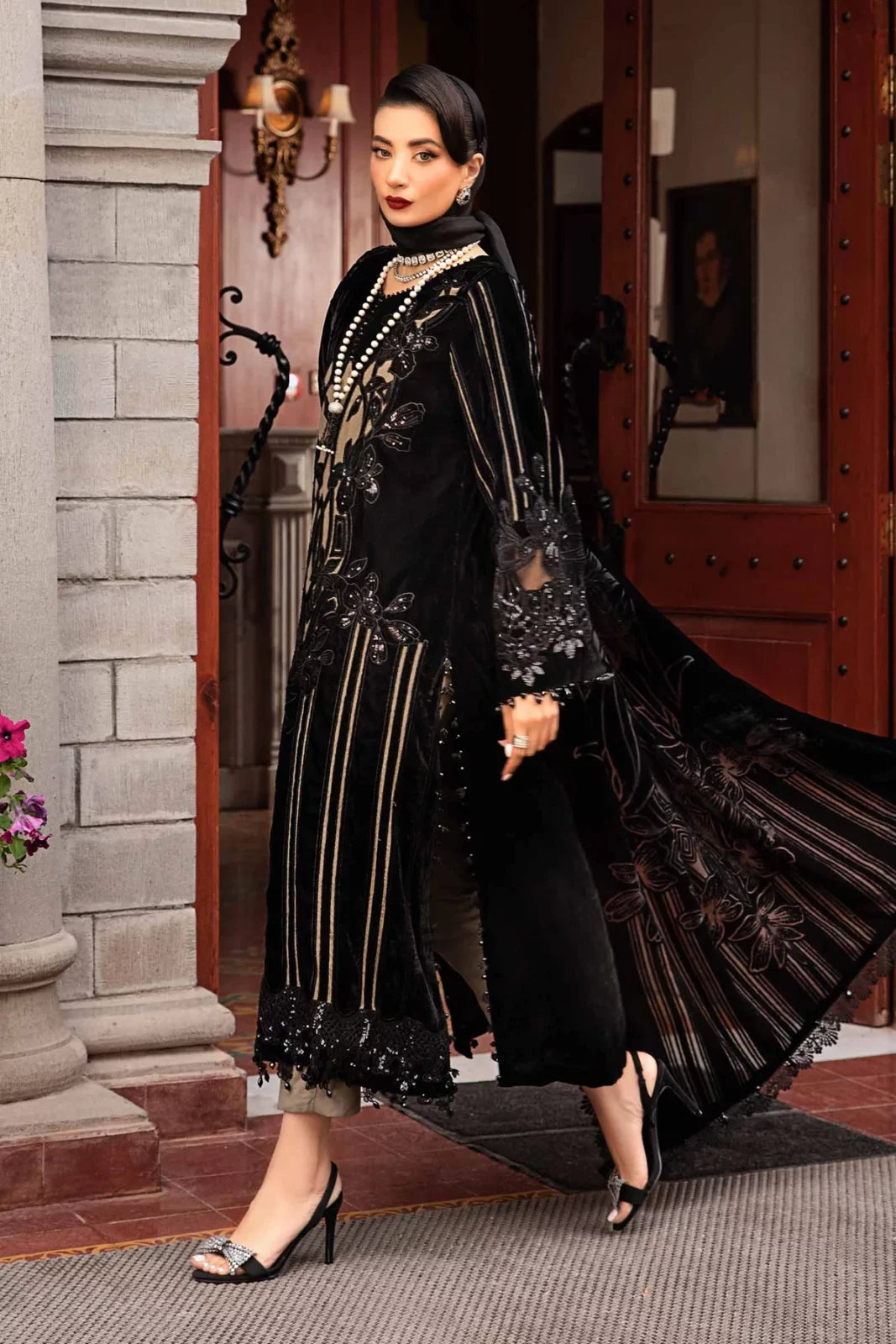 MARIA B BLACK LATEST LAWN COLLECTION| UNSTITCHED PARTY WEAR| TOP PAKISTANI DRESS BY SHAEBIZ