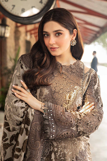 MARIA B LATEST LAWN UNSTITCHED 3 PCS| MASTER REPLICA BY SHAEBIZ