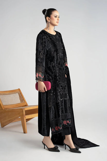 MARIA B LUXURY VELVET EMBROIDERED PALACHI | LATEST VELVET COLLECTION 2025| TOP PAKISTANI DRESS BY SHAEBIZ