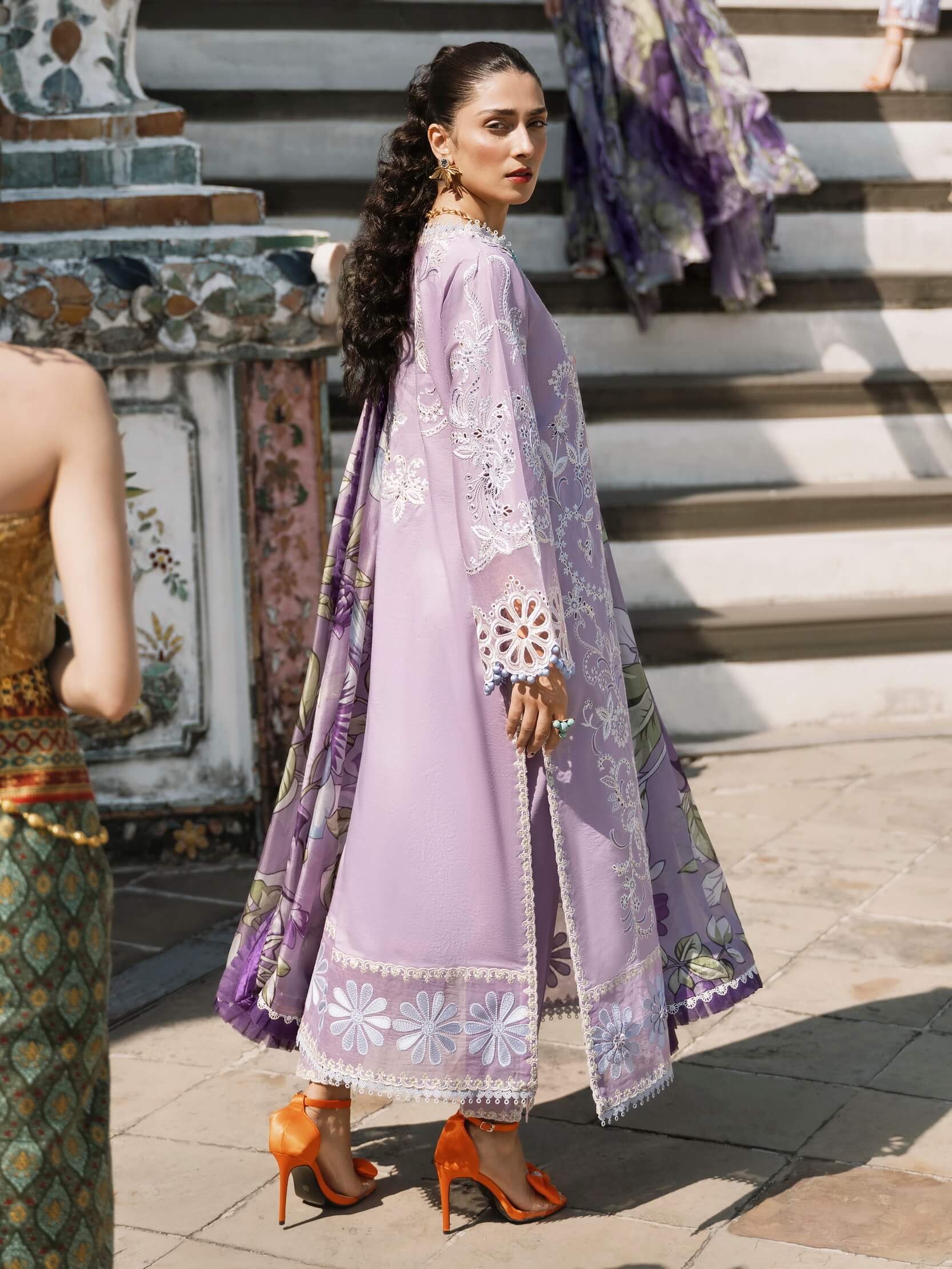 MUSHQ PURPLE LAWN COLLECTION| TOP PAKISTANI DRESS BY SHAEBIZ|