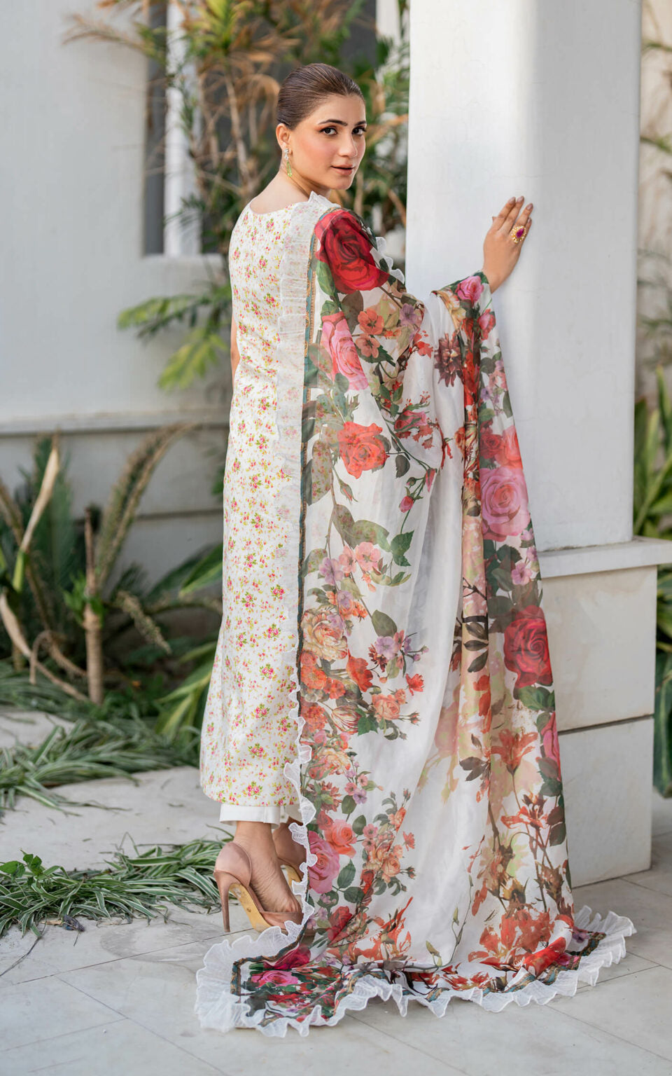 MERAKI BY ASIFA NABEEL PRINTED LAWN COLLECTION| TOP PAKISTANI DRESS BY SHAEBIZ