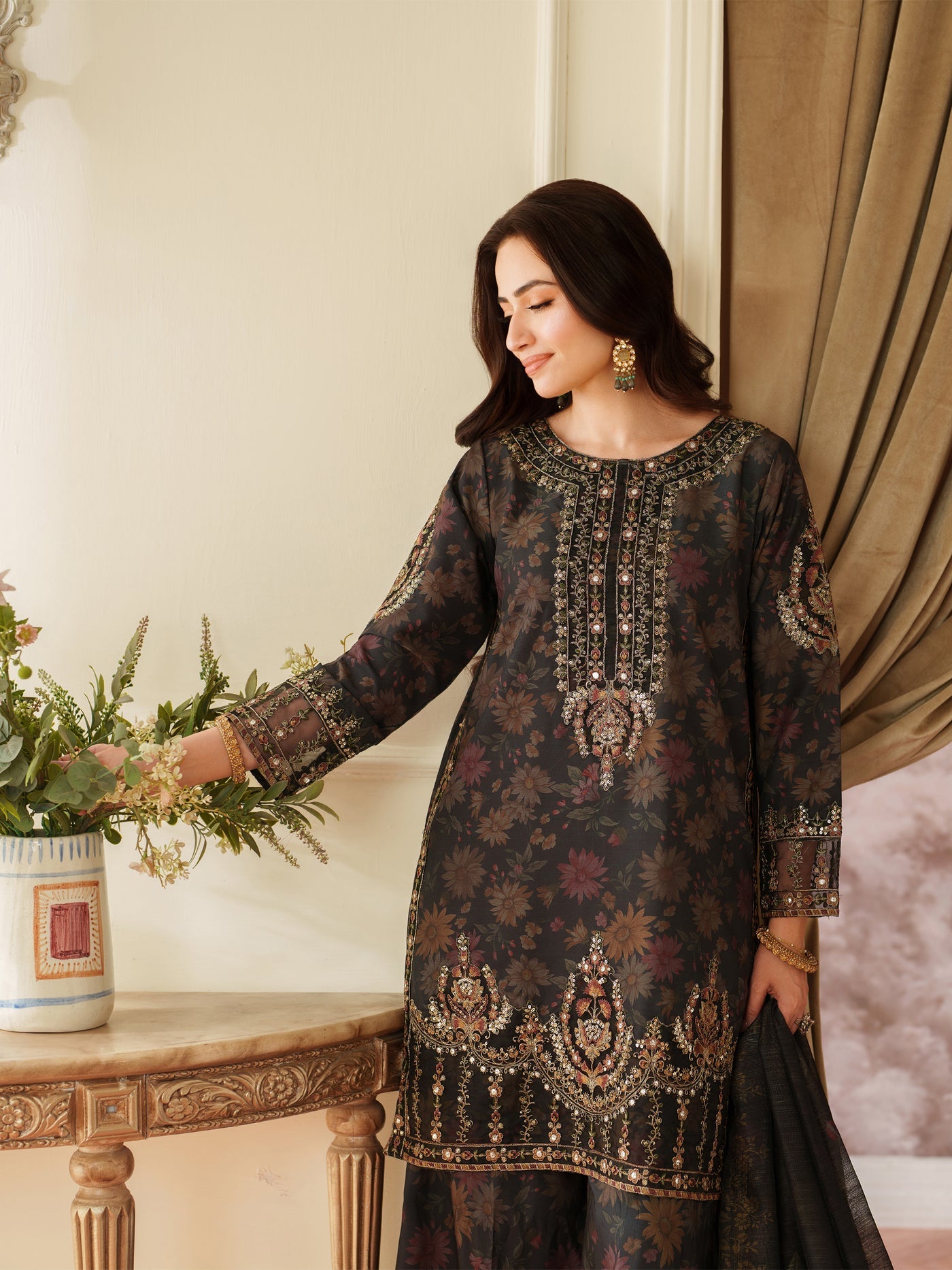 MOHAGNI 2026 LATEST LAWN DIGITAL PRINT UNSTITCH COLLECTION BY SHAEBIZ