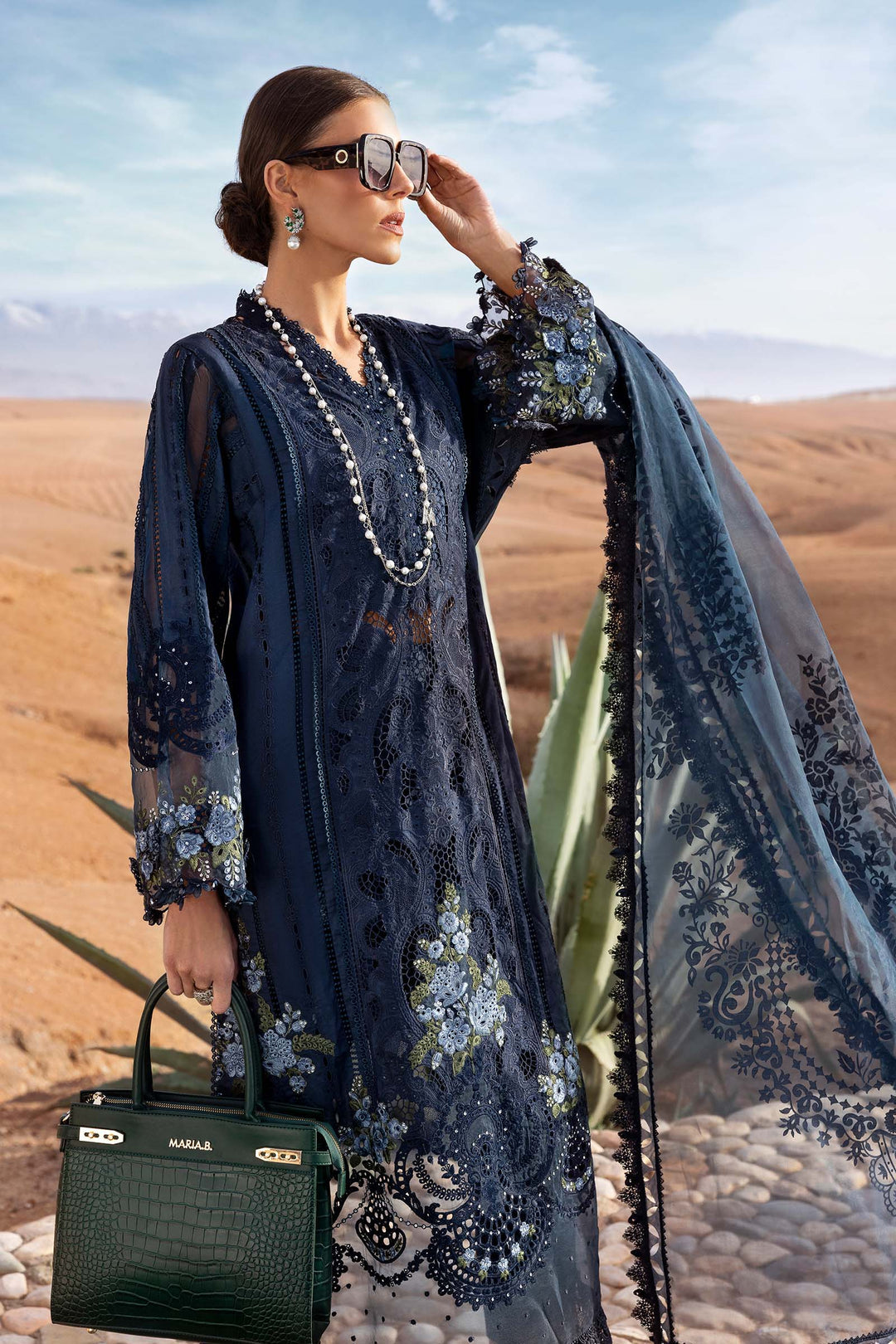 MARIA B LAWN CHICKEN KARI | Luxury Ustitch Collection | By Shaebiz