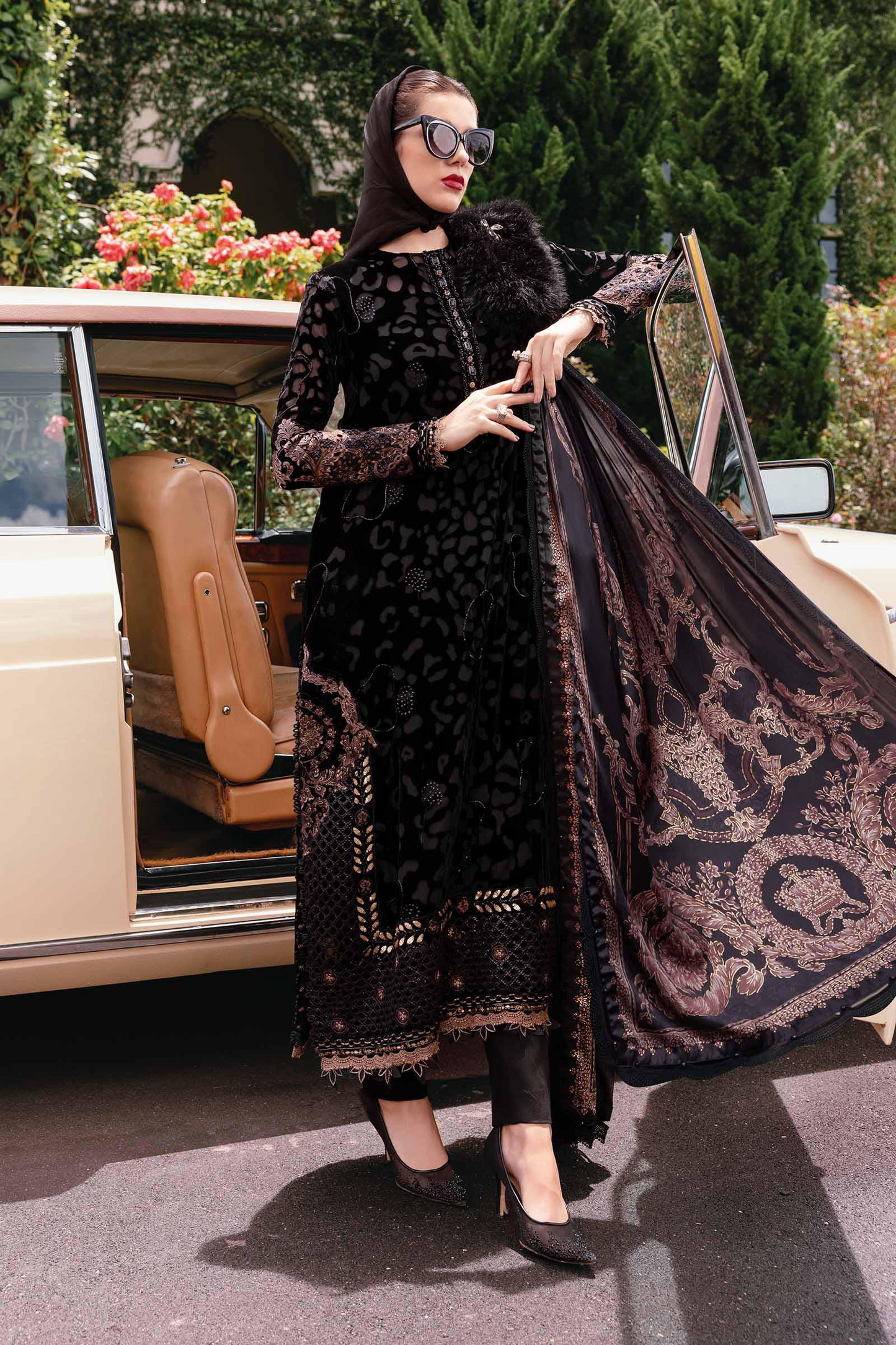 MARIA.B 2025 PALACHI VELVET COLLECTION UNSTITCH BY SHAEBIZ