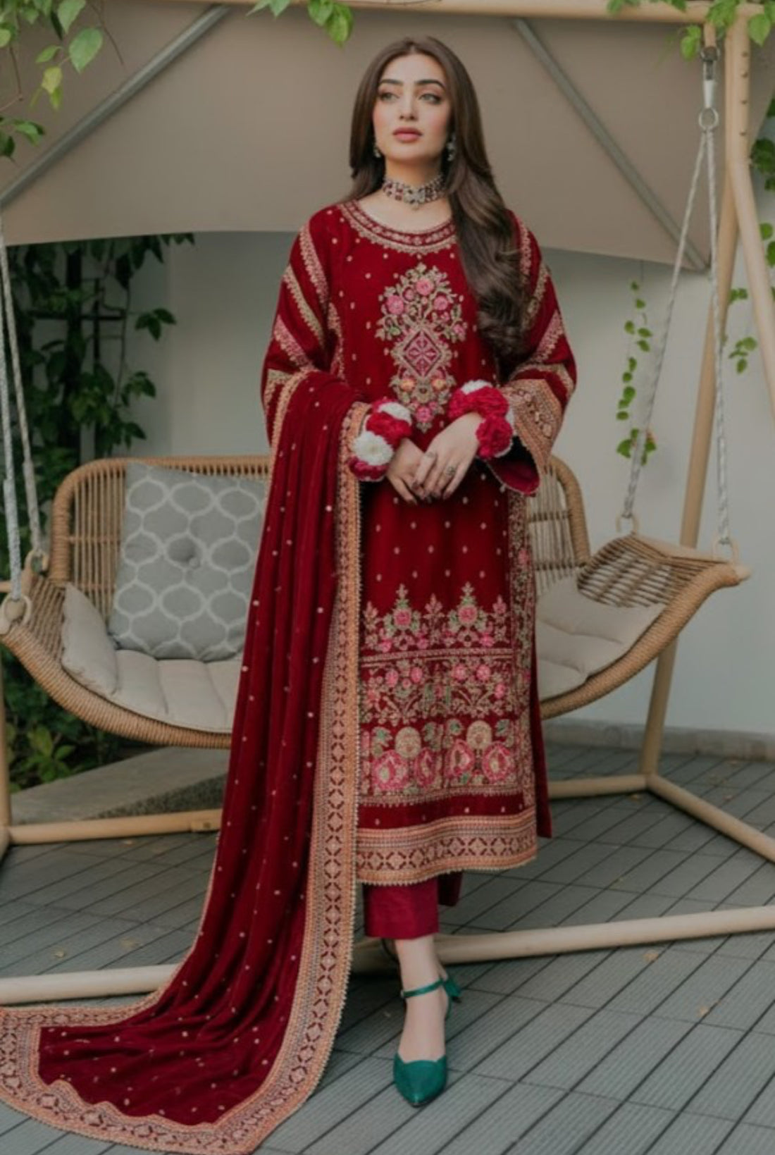 ANEELA'S LUXURY MEHROON VELVET COLLECTION| WITH VELVET SHAWL | TOP PAKISTANI DRESS BY SHAEBIZ