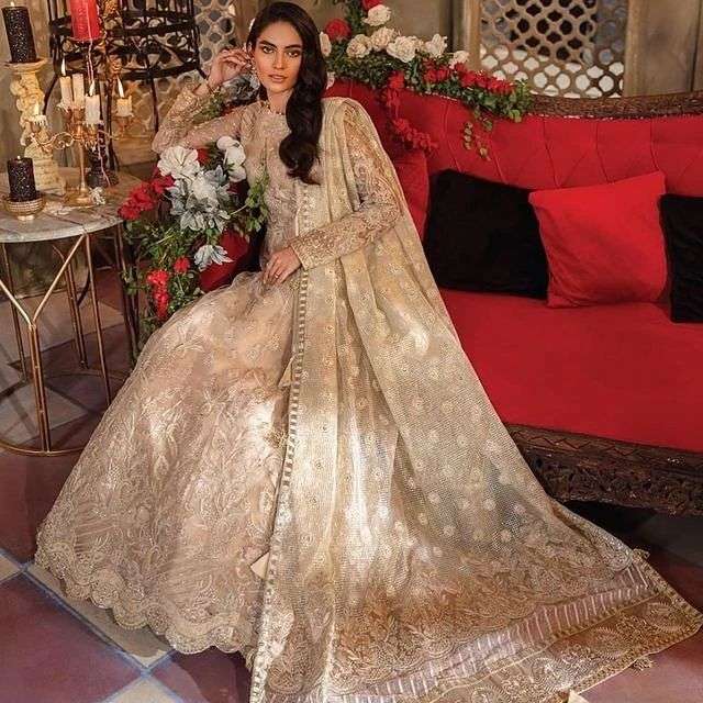 IZNIK BRIDAL WEAR