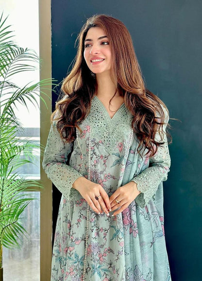 IZNIK DIGITAL LAWN PRINT | FORMAL WEAR UNSTITCH COLLECTION | BY SHAEBIZ
