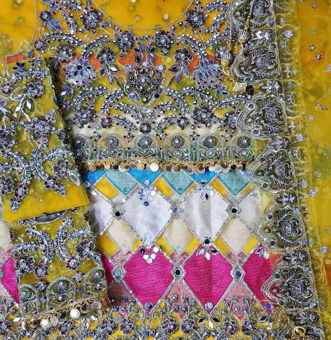 KASHEES BRIDAL MAYUN WEAR LEHANGA (KB-SY21)