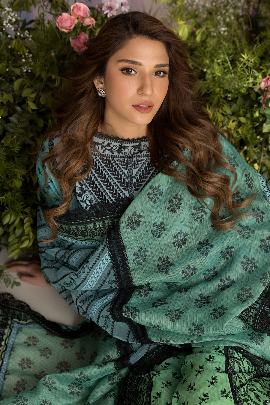 SOBIA NAZIR LUXURY LAWN COLLECTION| UNSTITCHED LAWN COLLECTION BY SHAEBIZ
