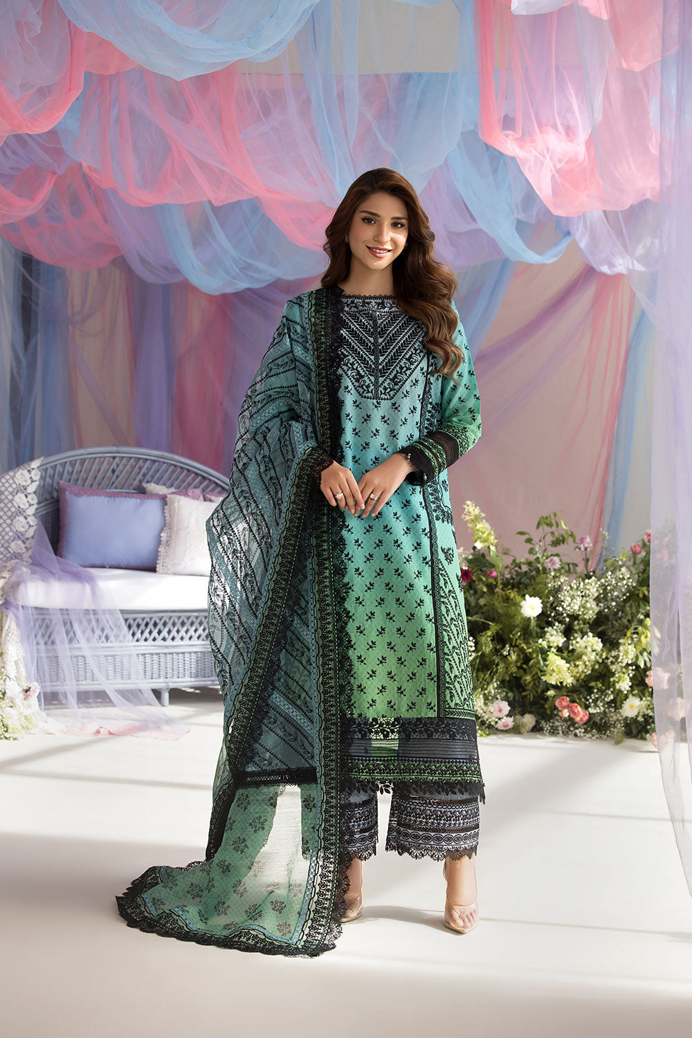 SOBIA NAZIR LUXURY LAWN COLLECTION| UNSTITCHED LAWN COLLECTION BY SHAEBIZ