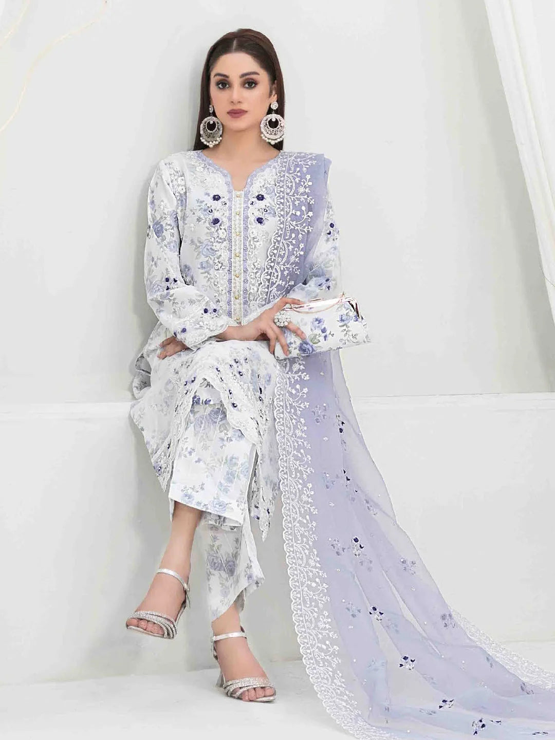 SEHBA BY TAWAKKAL SEMI STITCHED WHITE ORGANZA  COLLECTION|TOP PAKISTANI DRESS BY SHAEBIZ|
