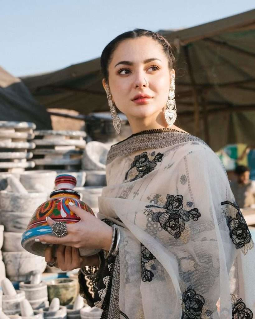 QALAMKAR WHITE WEAR BY HANIA AMIR LAWN (QK-SL22)